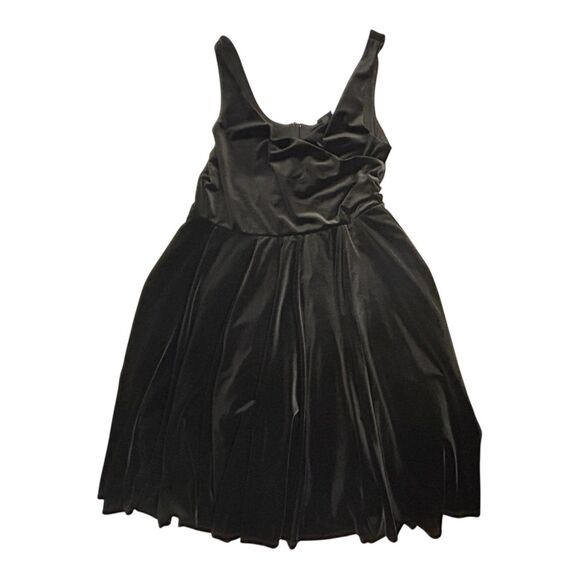 Torrid Black Velvet Surplice Dress A-line Sleeveless V-neck Party Prom Size 12 - Picture 4 of 16